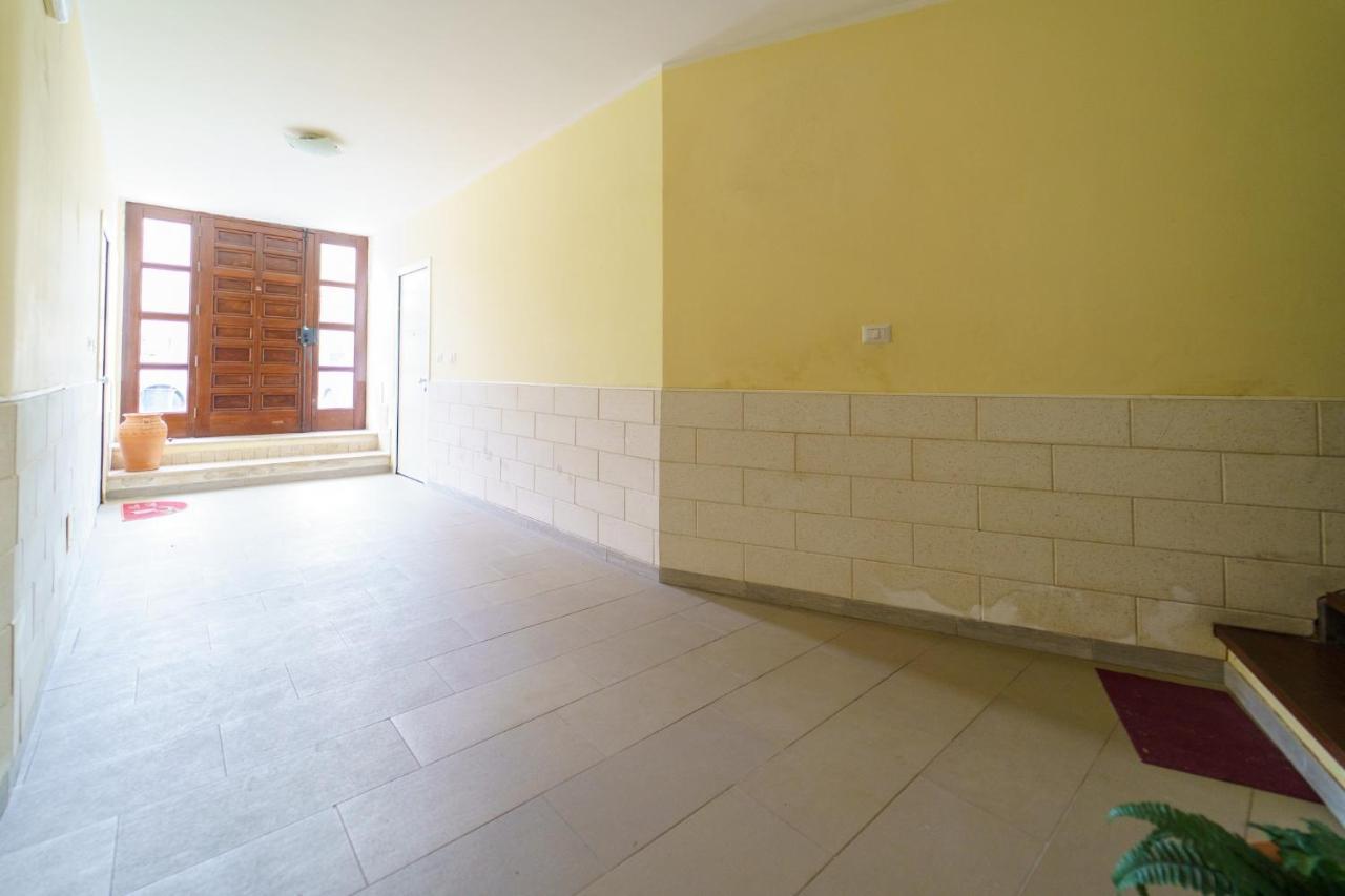 Siracusa Comfy & Central Apartment With Terrace Сиракузы Экстерьер фото